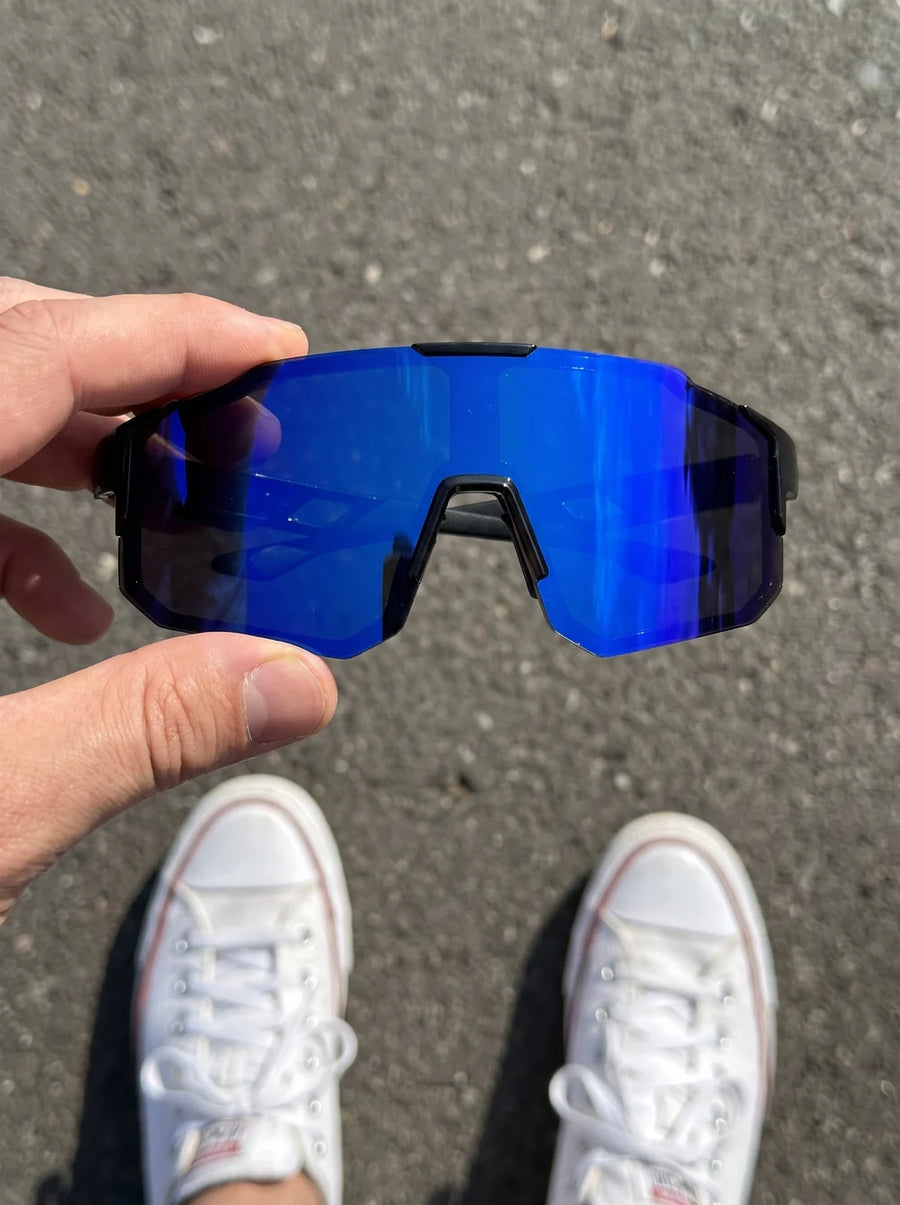 Cliente usando las gafas